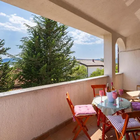 Apartment Awesome In With Wifi Pinezici (Krk)